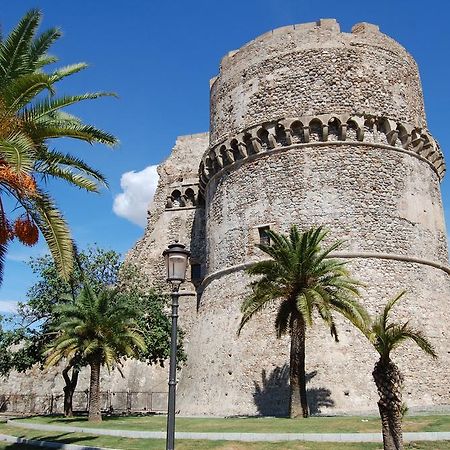 Aragonese Bed and Breakfast Reggio Calabria Eksteriør billede