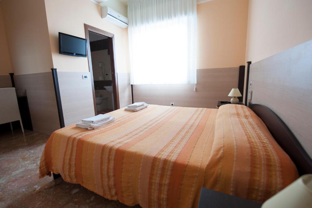 Aragonese Bed and Breakfast Reggio Calabria Værelse billede